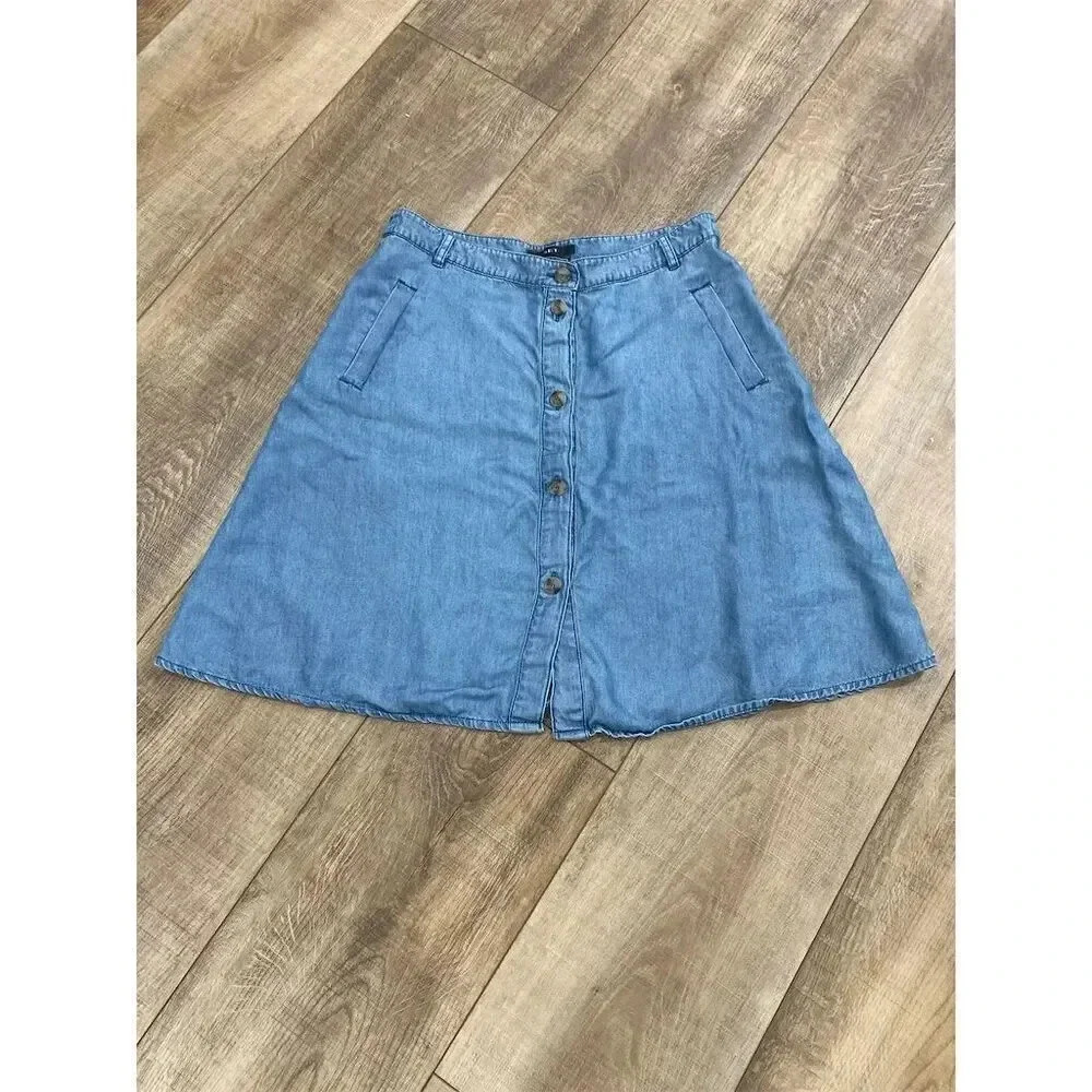 SET Women's Denim Button-Up A-Line Skirt M Blue Knee Length Pockets coastal wear